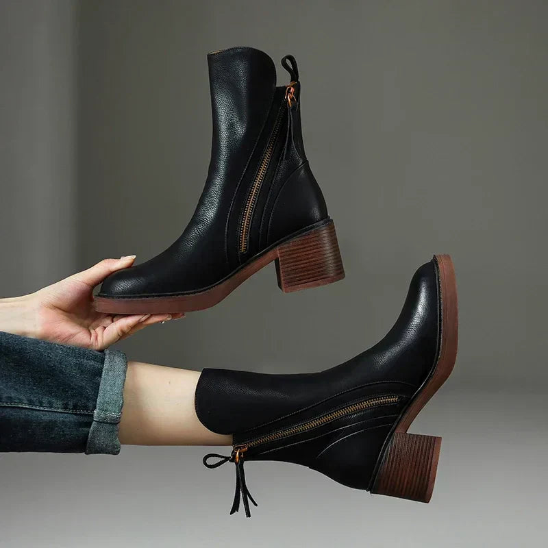 Bottines élégantes en cuir Ladivania™